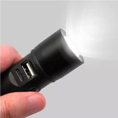 Зарядное устройство для мобильных телефонов USB 5.0V/2.4A и источник света LED